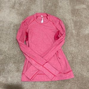 Lululemon long sleeve tee